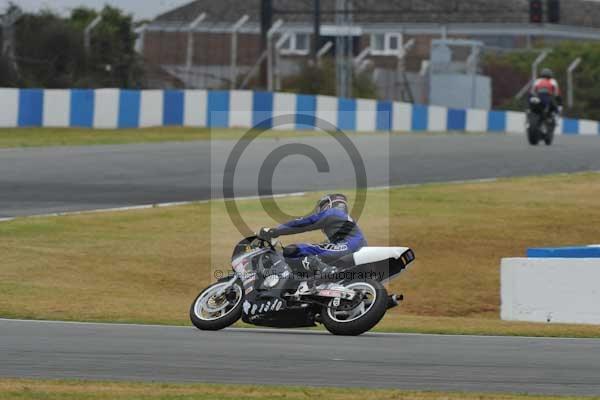 Motorcycle action photographs;Trackday digital images;donington;donington park leicestershire;donington photographs;event digital images;eventdigitalimages;no limits trackday;peter wileman photography;trackday;trackday photos