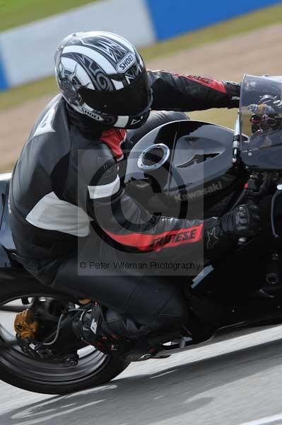 Motorcycle action photographs;Trackday digital images;donington;donington park leicestershire;donington photographs;event digital images;eventdigitalimages;no limits trackday;peter wileman photography;trackday;trackday photos