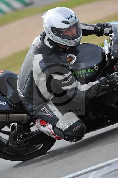 Motorcycle action photographs;Trackday digital images;donington;donington park leicestershire;donington photographs;event digital images;eventdigitalimages;no limits trackday;peter wileman photography;trackday;trackday photos