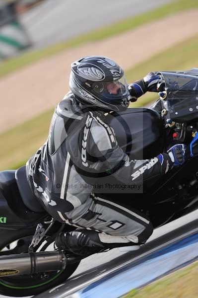 Motorcycle action photographs;Trackday digital images;donington;donington park leicestershire;donington photographs;event digital images;eventdigitalimages;no limits trackday;peter wileman photography;trackday;trackday photos