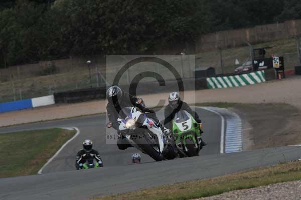 Motorcycle action photographs;Trackday digital images;donington;donington park leicestershire;donington photographs;event digital images;eventdigitalimages;no limits trackday;peter wileman photography;trackday;trackday photos