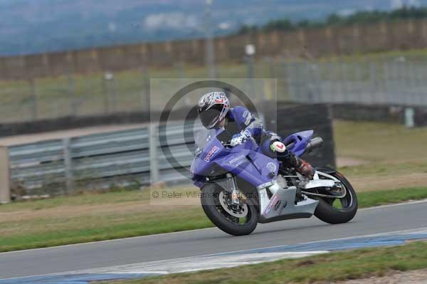 Motorcycle action photographs;Trackday digital images;donington;donington park leicestershire;donington photographs;event digital images;eventdigitalimages;no limits trackday;peter wileman photography;trackday;trackday photos