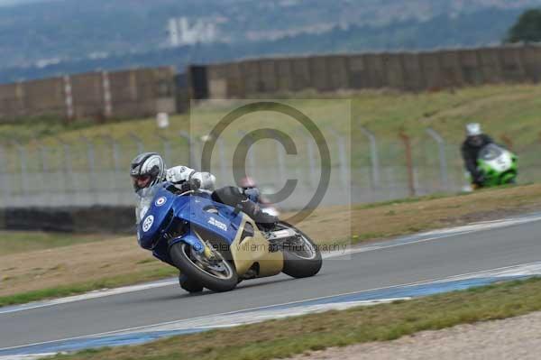 Motorcycle action photographs;Trackday digital images;donington;donington park leicestershire;donington photographs;event digital images;eventdigitalimages;no limits trackday;peter wileman photography;trackday;trackday photos