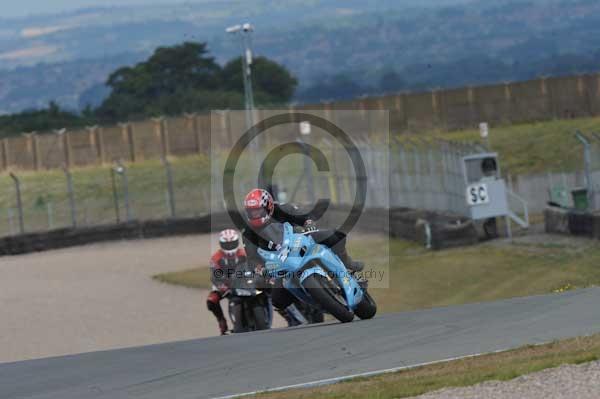 Motorcycle action photographs;Trackday digital images;donington;donington park leicestershire;donington photographs;event digital images;eventdigitalimages;no limits trackday;peter wileman photography;trackday;trackday photos