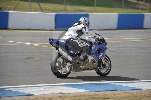 Motorcycle action photographs;Trackday digital images;donington;donington park leicestershire;donington photographs;event digital images;eventdigitalimages;no limits trackday;peter wileman photography;trackday;trackday photos