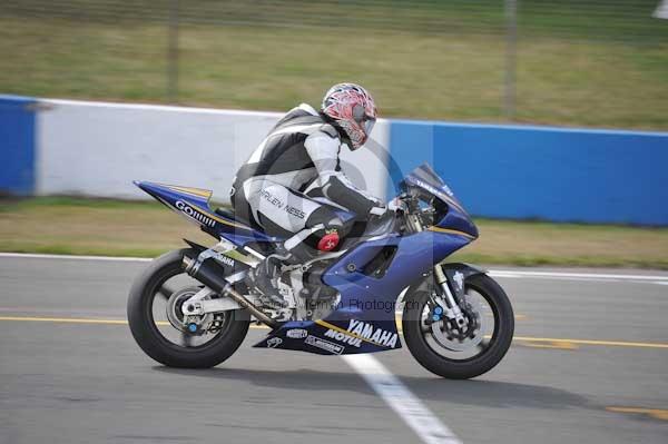 Motorcycle action photographs;Trackday digital images;donington;donington park leicestershire;donington photographs;event digital images;eventdigitalimages;no limits trackday;peter wileman photography;trackday;trackday photos