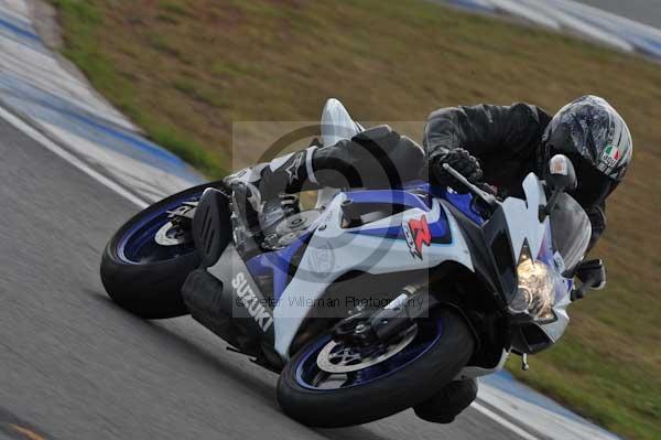 Motorcycle action photographs;Trackday digital images;donington;donington park leicestershire;donington photographs;event digital images;eventdigitalimages;no limits trackday;peter wileman photography;trackday;trackday photos