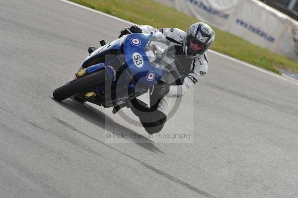 Motorcycle action photographs;Trackday digital images;donington;donington park leicestershire;donington photographs;event digital images;eventdigitalimages;no limits trackday;peter wileman photography;trackday;trackday photos