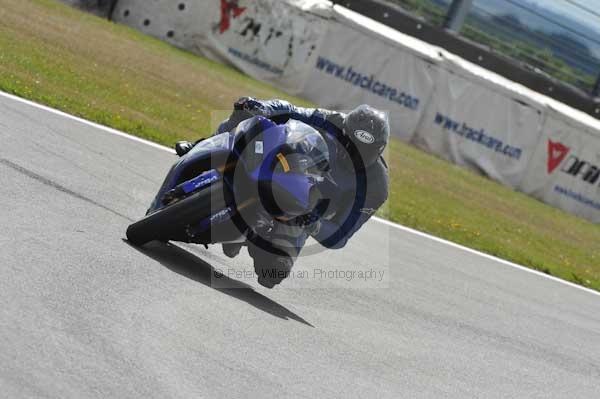 Motorcycle action photographs;Trackday digital images;donington;donington park leicestershire;donington photographs;event digital images;eventdigitalimages;no limits trackday;peter wileman photography;trackday;trackday photos