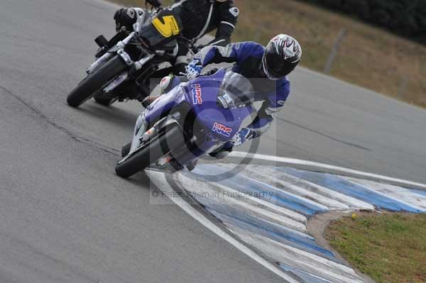 Motorcycle action photographs;Trackday digital images;donington;donington park leicestershire;donington photographs;event digital images;eventdigitalimages;no limits trackday;peter wileman photography;trackday;trackday photos