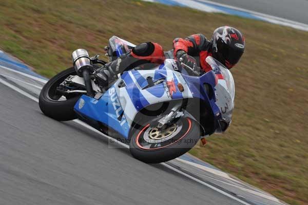 Motorcycle action photographs;Trackday digital images;donington;donington park leicestershire;donington photographs;event digital images;eventdigitalimages;no limits trackday;peter wileman photography;trackday;trackday photos