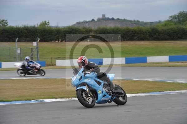 Motorcycle action photographs;Trackday digital images;donington;donington park leicestershire;donington photographs;event digital images;eventdigitalimages;no limits trackday;peter wileman photography;trackday;trackday photos