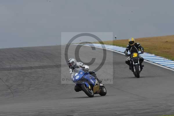 Motorcycle action photographs;Trackday digital images;donington;donington park leicestershire;donington photographs;event digital images;eventdigitalimages;no limits trackday;peter wileman photography;trackday;trackday photos