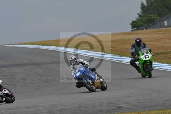 Motorcycle action photographs;Trackday digital images;donington;donington park leicestershire;donington photographs;event digital images;eventdigitalimages;no limits trackday;peter wileman photography;trackday;trackday photos