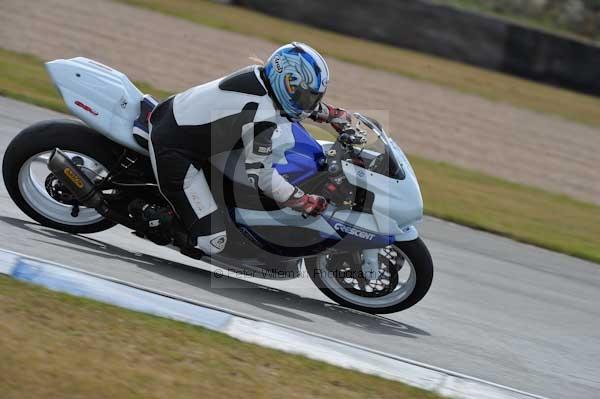 Motorcycle action photographs;Trackday digital images;donington;donington park leicestershire;donington photographs;event digital images;eventdigitalimages;no limits trackday;peter wileman photography;trackday;trackday photos
