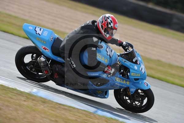 Motorcycle action photographs;Trackday digital images;donington;donington park leicestershire;donington photographs;event digital images;eventdigitalimages;no limits trackday;peter wileman photography;trackday;trackday photos