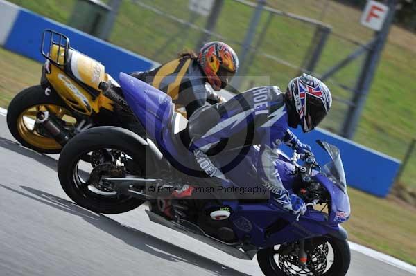 Motorcycle action photographs;Trackday digital images;donington;donington park leicestershire;donington photographs;event digital images;eventdigitalimages;no limits trackday;peter wileman photography;trackday;trackday photos