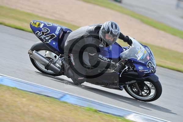 Motorcycle action photographs;Trackday digital images;donington;donington park leicestershire;donington photographs;event digital images;eventdigitalimages;no limits trackday;peter wileman photography;trackday;trackday photos