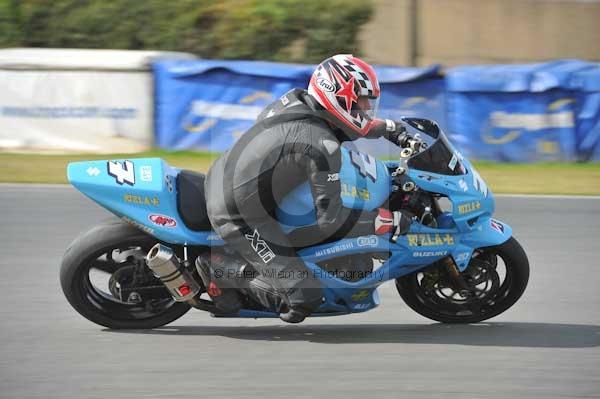 Motorcycle action photographs;Trackday digital images;donington;donington park leicestershire;donington photographs;event digital images;eventdigitalimages;no limits trackday;peter wileman photography;trackday;trackday photos