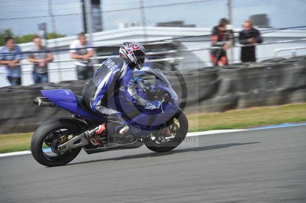 Motorcycle action photographs;Trackday digital images;donington;donington park leicestershire;donington photographs;event digital images;eventdigitalimages;no limits trackday;peter wileman photography;trackday;trackday photos