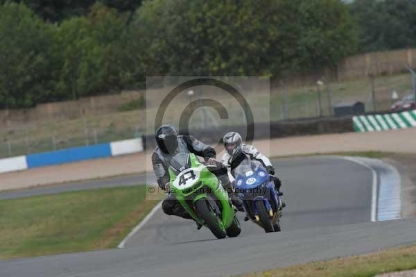 Motorcycle action photographs;Trackday digital images;donington;donington park leicestershire;donington photographs;event digital images;eventdigitalimages;no limits trackday;peter wileman photography;trackday;trackday photos