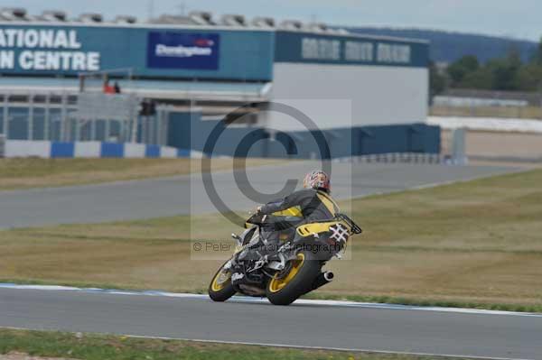 Motorcycle action photographs;Trackday digital images;donington;donington park leicestershire;donington photographs;event digital images;eventdigitalimages;no limits trackday;peter wileman photography;trackday;trackday photos