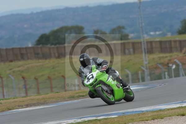 Motorcycle action photographs;Trackday digital images;donington;donington park leicestershire;donington photographs;event digital images;eventdigitalimages;no limits trackday;peter wileman photography;trackday;trackday photos