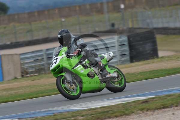 Motorcycle action photographs;Trackday digital images;donington;donington park leicestershire;donington photographs;event digital images;eventdigitalimages;no limits trackday;peter wileman photography;trackday;trackday photos