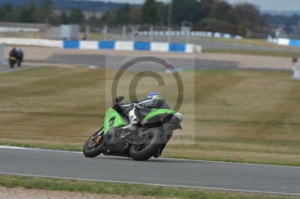 Motorcycle action photographs;Trackday digital images;donington;donington park leicestershire;donington photographs;event digital images;eventdigitalimages;no limits trackday;peter wileman photography;trackday;trackday photos