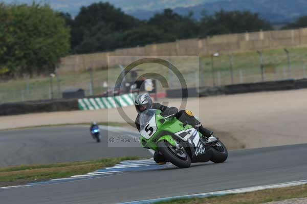 Motorcycle action photographs;Trackday digital images;donington;donington park leicestershire;donington photographs;event digital images;eventdigitalimages;no limits trackday;peter wileman photography;trackday;trackday photos