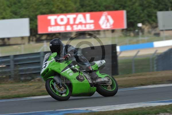 Motorcycle action photographs;Trackday digital images;donington;donington park leicestershire;donington photographs;event digital images;eventdigitalimages;no limits trackday;peter wileman photography;trackday;trackday photos