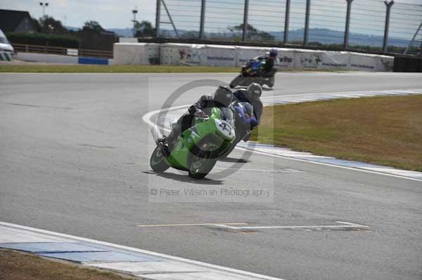 Motorcycle action photographs;Trackday digital images;donington;donington park leicestershire;donington photographs;event digital images;eventdigitalimages;no limits trackday;peter wileman photography;trackday;trackday photos