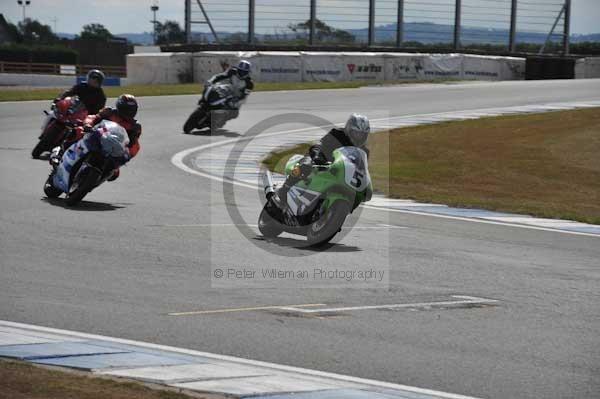 Motorcycle action photographs;Trackday digital images;donington;donington park leicestershire;donington photographs;event digital images;eventdigitalimages;no limits trackday;peter wileman photography;trackday;trackday photos