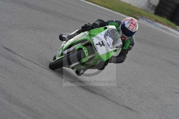 Motorcycle action photographs;Trackday digital images;donington;donington park leicestershire;donington photographs;event digital images;eventdigitalimages;no limits trackday;peter wileman photography;trackday;trackday photos
