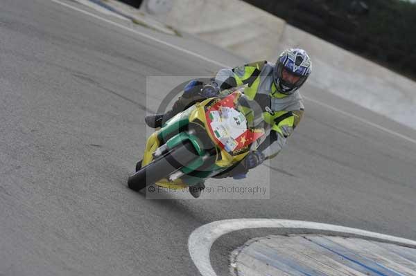 Motorcycle action photographs;Trackday digital images;donington;donington park leicestershire;donington photographs;event digital images;eventdigitalimages;no limits trackday;peter wileman photography;trackday;trackday photos