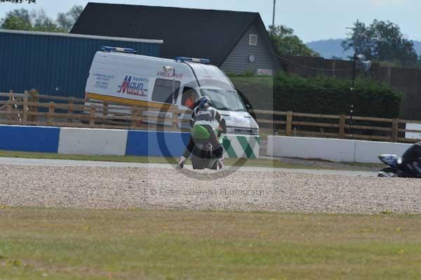 Motorcycle action photographs;Trackday digital images;donington;donington park leicestershire;donington photographs;event digital images;eventdigitalimages;no limits trackday;peter wileman photography;trackday;trackday photos