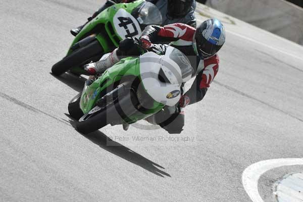 Motorcycle action photographs;Trackday digital images;donington;donington park leicestershire;donington photographs;event digital images;eventdigitalimages;no limits trackday;peter wileman photography;trackday;trackday photos