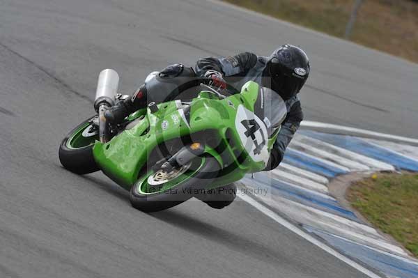 Motorcycle action photographs;Trackday digital images;donington;donington park leicestershire;donington photographs;event digital images;eventdigitalimages;no limits trackday;peter wileman photography;trackday;trackday photos