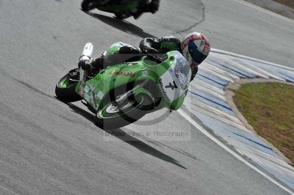Motorcycle action photographs;Trackday digital images;donington;donington park leicestershire;donington photographs;event digital images;eventdigitalimages;no limits trackday;peter wileman photography;trackday;trackday photos