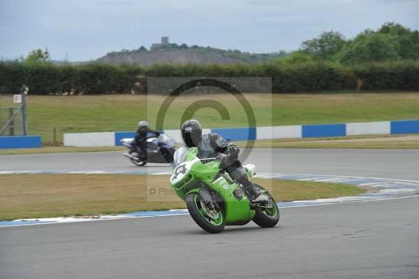 Motorcycle action photographs;Trackday digital images;donington;donington park leicestershire;donington photographs;event digital images;eventdigitalimages;no limits trackday;peter wileman photography;trackday;trackday photos