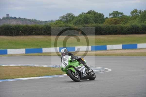 Motorcycle action photographs;Trackday digital images;donington;donington park leicestershire;donington photographs;event digital images;eventdigitalimages;no limits trackday;peter wileman photography;trackday;trackday photos
