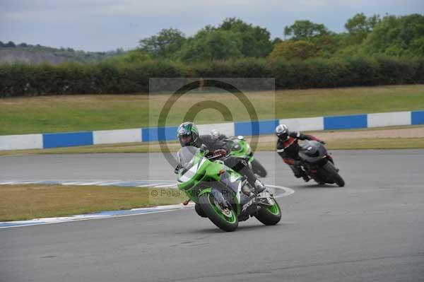Motorcycle action photographs;Trackday digital images;donington;donington park leicestershire;donington photographs;event digital images;eventdigitalimages;no limits trackday;peter wileman photography;trackday;trackday photos