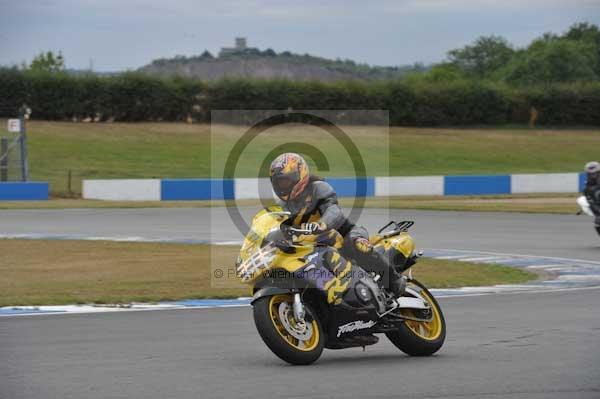 Motorcycle action photographs;Trackday digital images;donington;donington park leicestershire;donington photographs;event digital images;eventdigitalimages;no limits trackday;peter wileman photography;trackday;trackday photos
