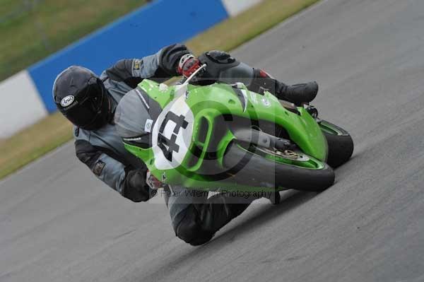 Motorcycle action photographs;Trackday digital images;donington;donington park leicestershire;donington photographs;event digital images;eventdigitalimages;no limits trackday;peter wileman photography;trackday;trackday photos