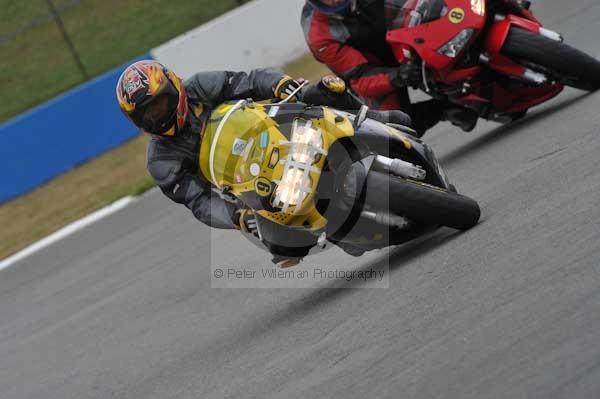 Motorcycle action photographs;Trackday digital images;donington;donington park leicestershire;donington photographs;event digital images;eventdigitalimages;no limits trackday;peter wileman photography;trackday;trackday photos