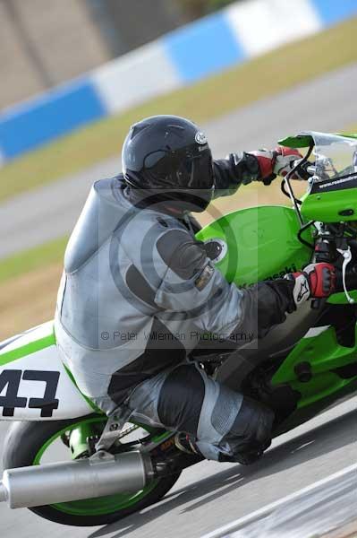 Motorcycle action photographs;Trackday digital images;donington;donington park leicestershire;donington photographs;event digital images;eventdigitalimages;no limits trackday;peter wileman photography;trackday;trackday photos