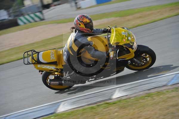 Motorcycle action photographs;Trackday digital images;donington;donington park leicestershire;donington photographs;event digital images;eventdigitalimages;no limits trackday;peter wileman photography;trackday;trackday photos