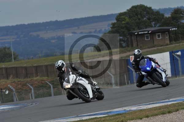 Motorcycle action photographs;Trackday digital images;donington;donington park leicestershire;donington photographs;event digital images;eventdigitalimages;no limits trackday;peter wileman photography;trackday;trackday photos