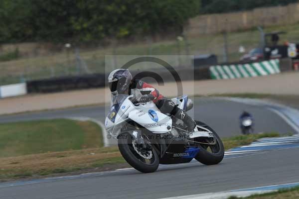 Motorcycle action photographs;Trackday digital images;donington;donington park leicestershire;donington photographs;event digital images;eventdigitalimages;no limits trackday;peter wileman photography;trackday;trackday photos