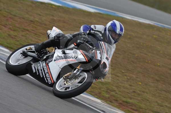 Motorcycle action photographs;Trackday digital images;donington;donington park leicestershire;donington photographs;event digital images;eventdigitalimages;no limits trackday;peter wileman photography;trackday;trackday photos